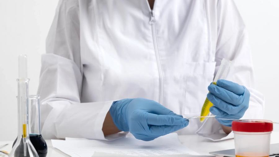 lab-doctor-performing-medical-exam-urine