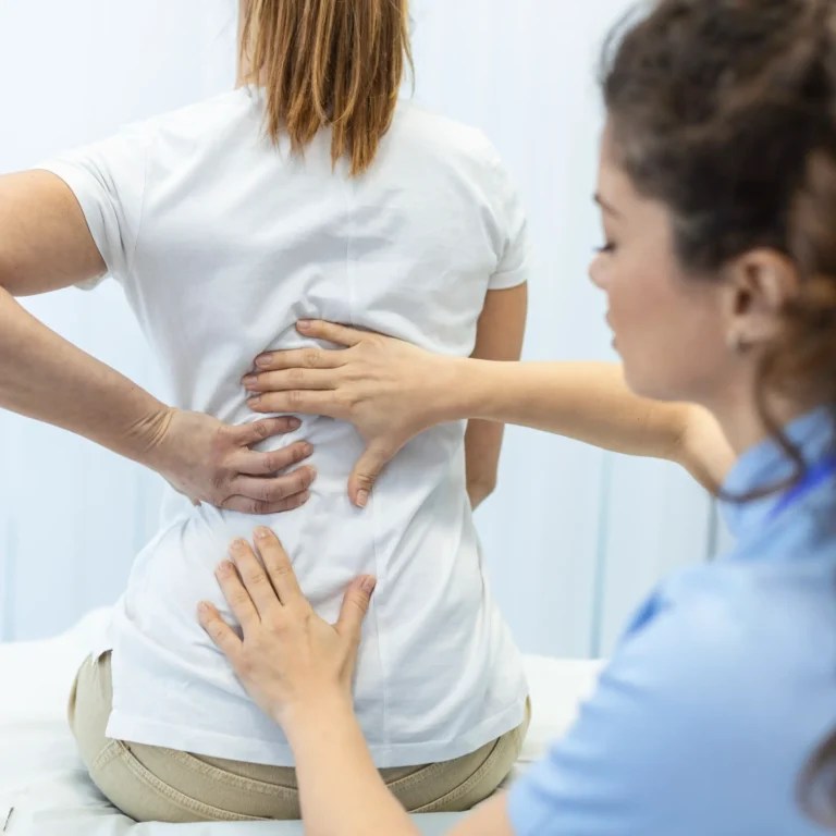 treatment-womans-back-back-pain